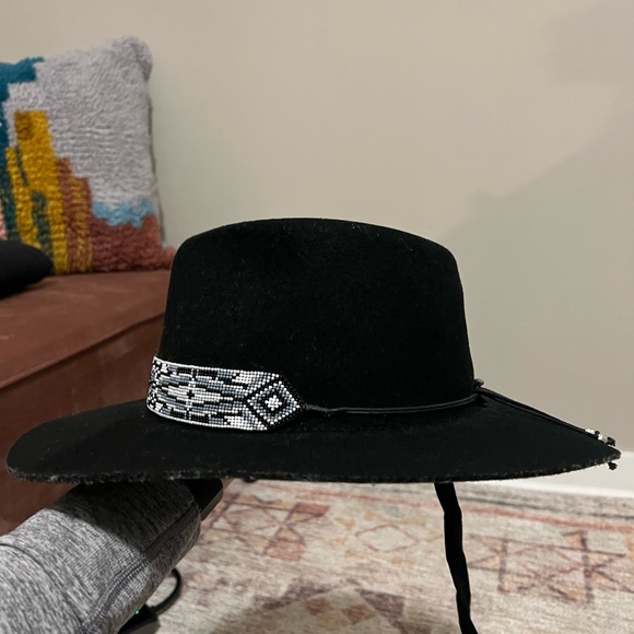 Anthropologie black hat - Picture 2 of 4